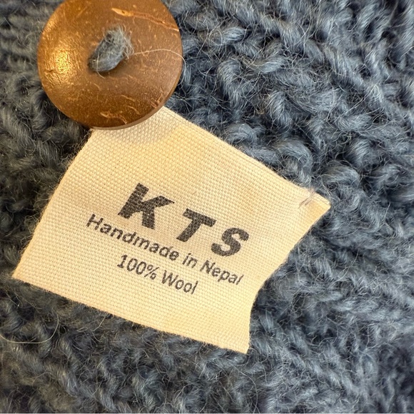 Liz Alig Women’s Small Chunky Nepali Wool Button Cardigan Sweater Blue - Picture 8 of 9